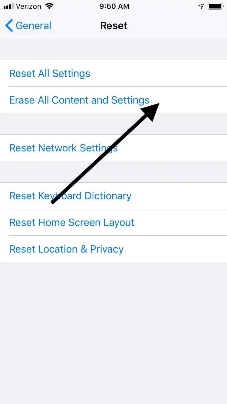 La pantalla táctil de iPhone borra todo el contenido y la configuración
