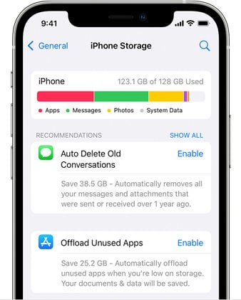 Verifique el almacenamiento de iPhone cuando se pause la actualización de iOS 18