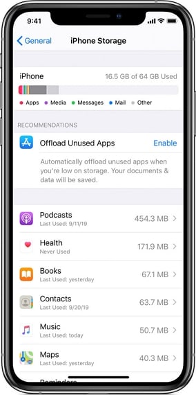 Cree suficiente espacio para arreglar el iPhone atascado en el tiempo de estimación restante