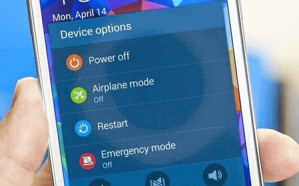 ¿Me pueden eliminar los mensajes del teléfono de respuesta a Android?
